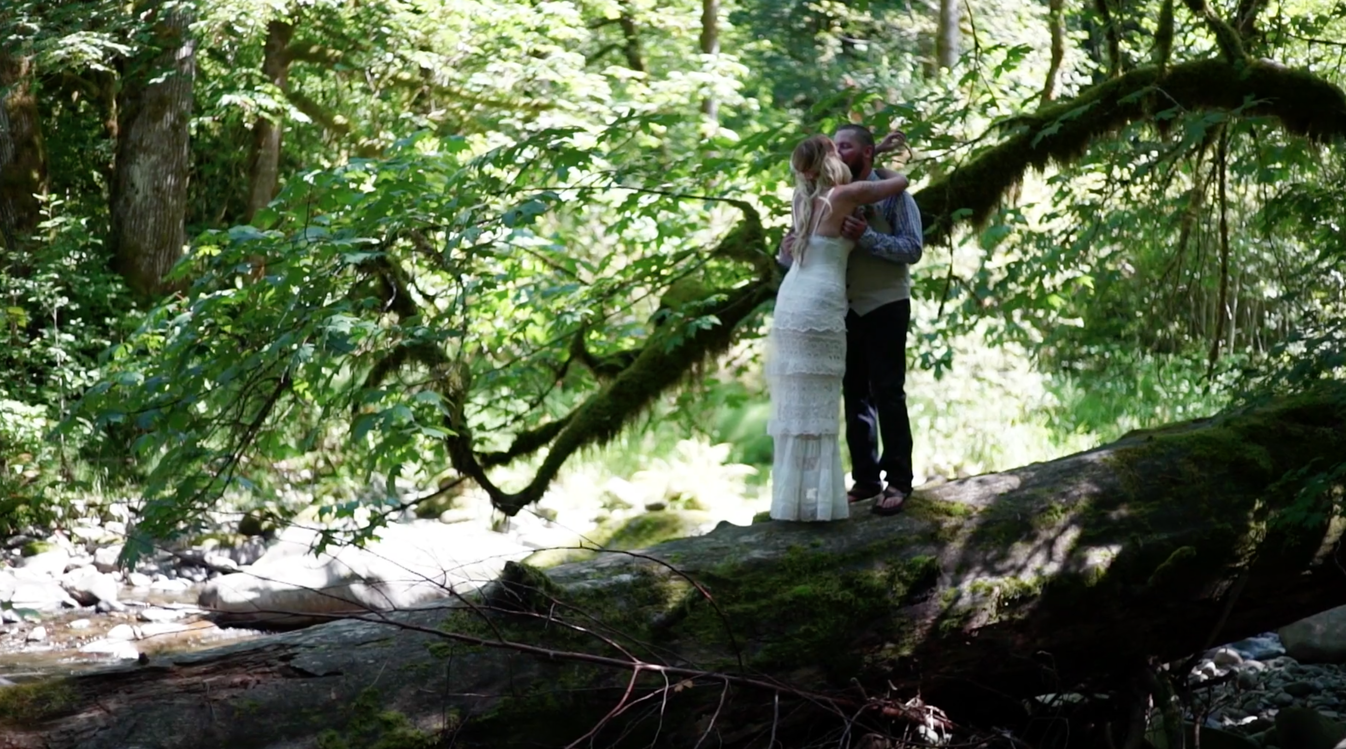 TreeHouse Point Elopement 